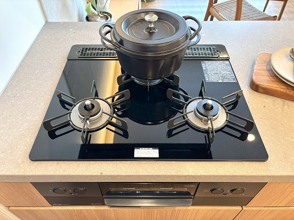 クレッセント目黒花房山_大きなキッチンシンクの写真