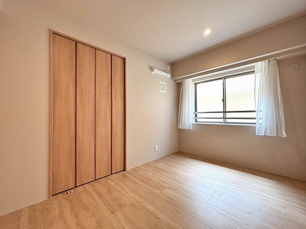 クレッセント目黒花房山_コンパクトなサービスルームの写真1