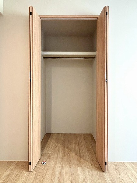 クレッセント目黒花房山_クローゼット付きサービスルームの写真