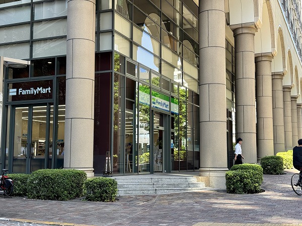 ファミリーマート