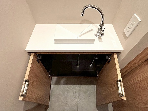 クレッセント目黒花房山_トイレの手洗い場の写真2