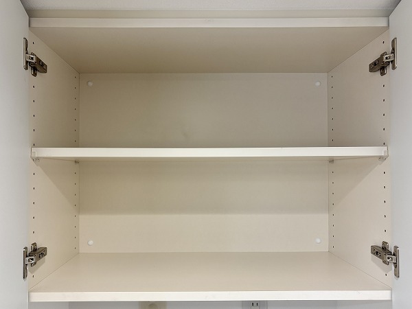 ウェリス六本木_洗濯機置き場上部吊戸棚の写真