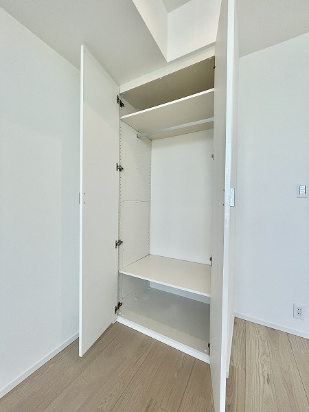 THE ROPPONGI TOKYO CLUB RESIDENCE_約7.0帖の洋室のクローゼット