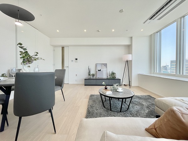 THE ROPPONGI TOKYO CLUB RESIDENCE_開放的なリビングダイニング4