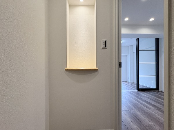 サンピア幡ヶ谷公園_オシャレな玄関カウンターの写真