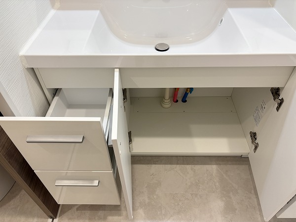 サンピア幡ヶ谷公園_使いやすそうな洗面化粧台の写真