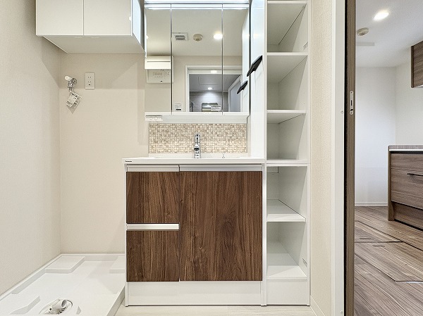 メゾンヴェール幡ヶ谷_洗面化粧台の写真