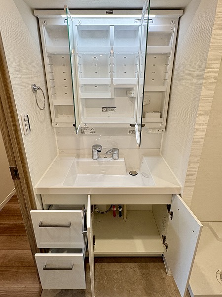 サンフラワー等々力_洗面化粧台の写真