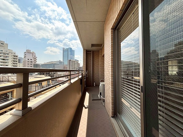 クレッセント目黒花房山_東向きのバルコニーの写真3