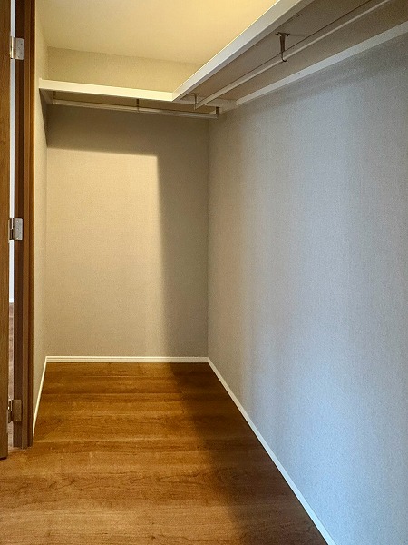ルフォン南平台_ウォークインクローゼット付きの洋室の写真2