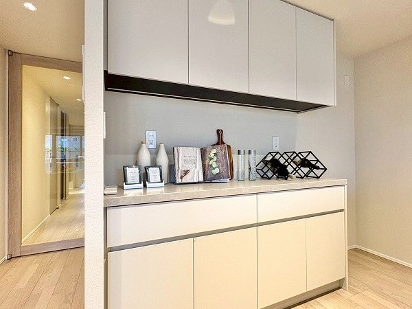 代々木デュープレックス_カップボードの写真