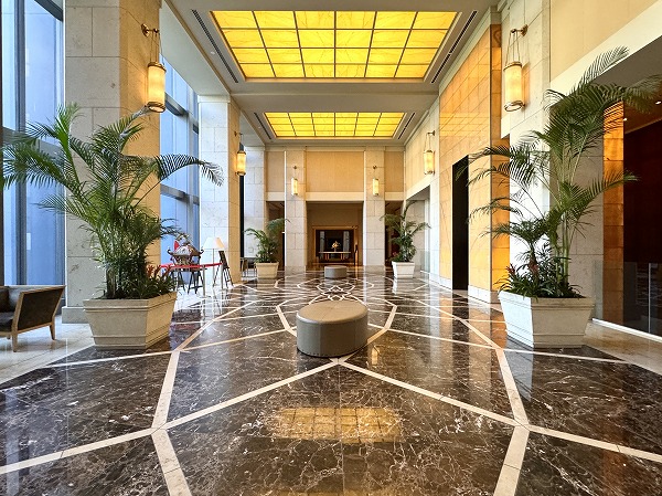 東京ツインパークス　レフトウィング　エントランスロビー