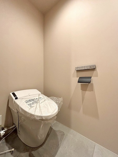 クレッセント目黒花房山_リノベーション済みのトイレの写真2