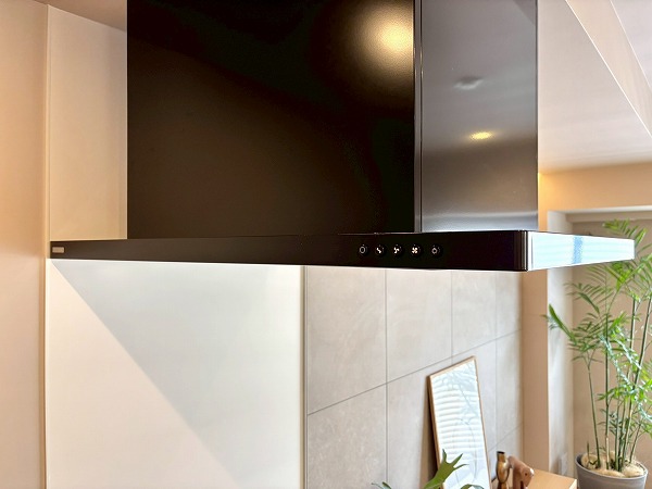 クレッセント目黒花房山_レンジフードの写真