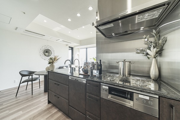 ザ・パークハウス白金二丁目タワー_使いやすそうなキッチンの写真