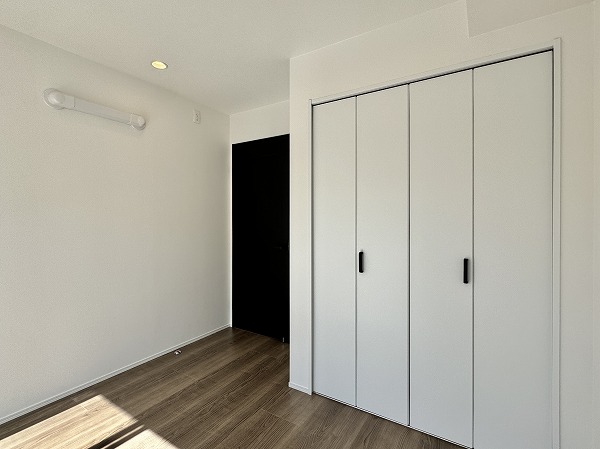 マンション西目黒苑_洋室の写真4