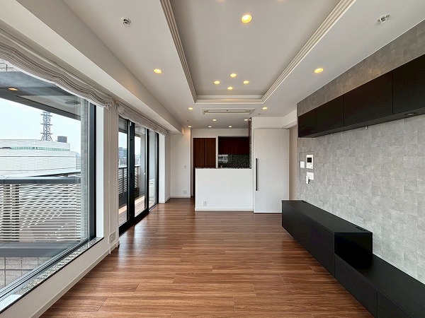 ブランズ六番町_リビングダイニングキッチンの写真