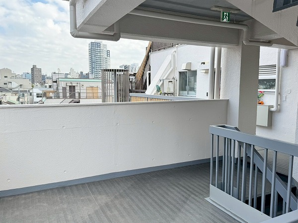 四谷ハイコーポ　廊下