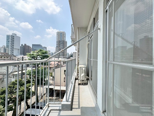 マンション西目黒苑_バルコニーの写真