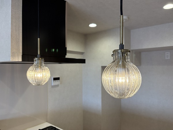 マンション池上_キッチンの照明の写真