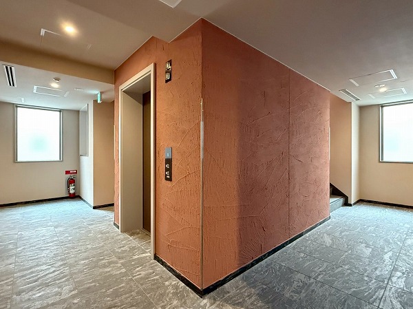 ザ・パークハウスグラン南青山高樹町　共用廊下