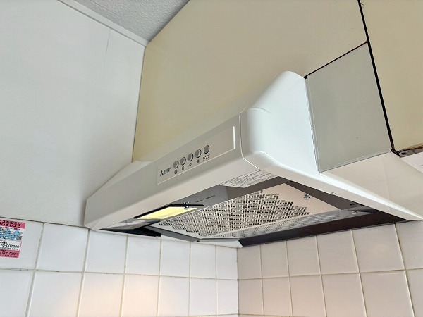 マンション西目黒苑_レンジフードの写真