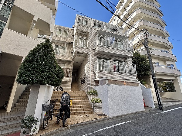 GSハイム代々木公園 外観 左側から