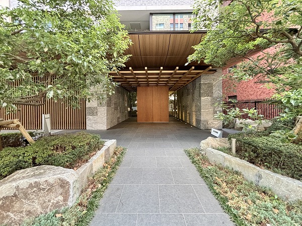 パークコート千代田一番町　アプローチ