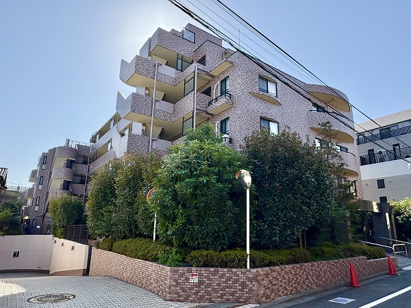 クレッセント上野毛Ⅱ 外観1