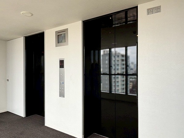 ブランズ六番町 エレベーター