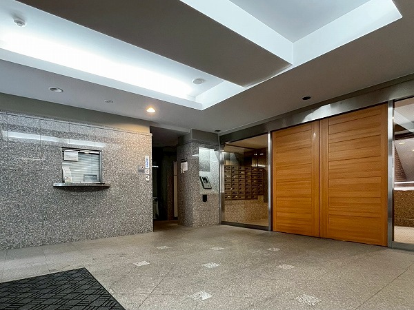 ジェイパーク文京白山 エントランス