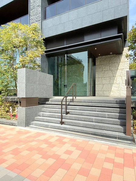 ザ・パークハウス白金二丁目タワー　アプローチ