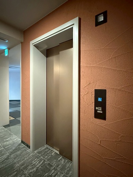 ザ・パークハウスグラン南青山高樹町　エレベーター