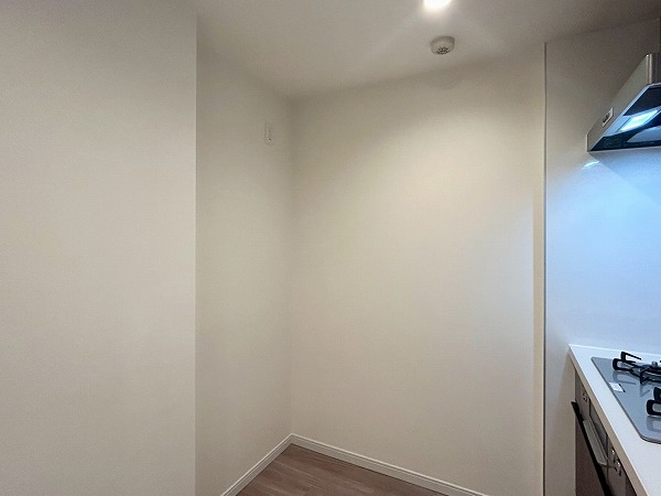 パレステュディオ新宿御苑_冷蔵庫の写真