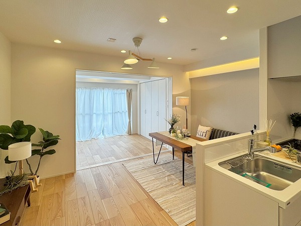 四谷ハイコーポ_リノベーション済みのお部屋の写真