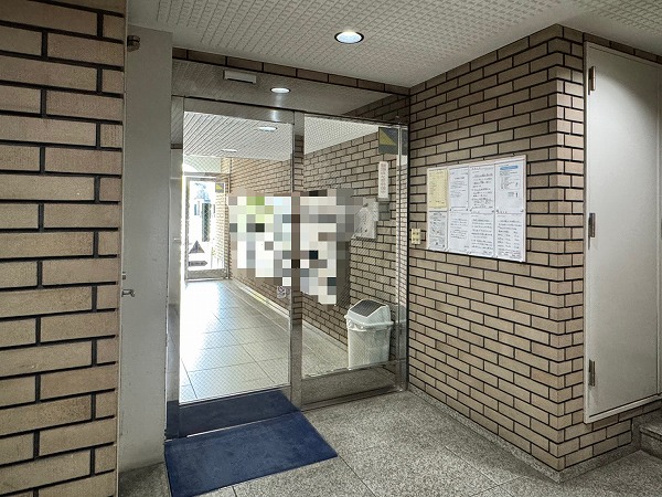 シルバープラザ白山　エントランスア2