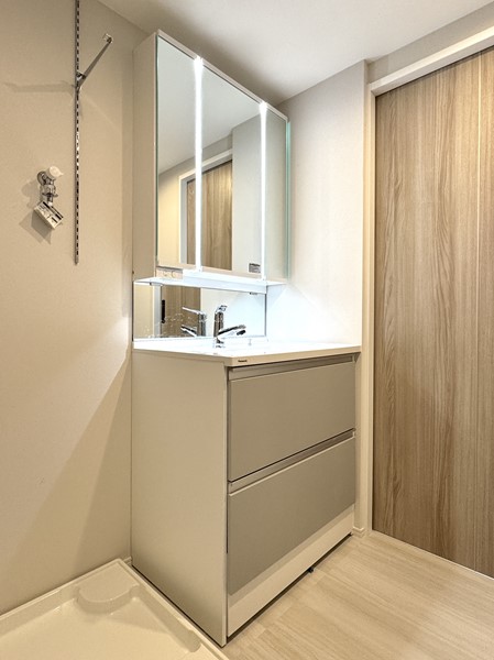 目黒グリーンコープ_洗面化粧台の写真 