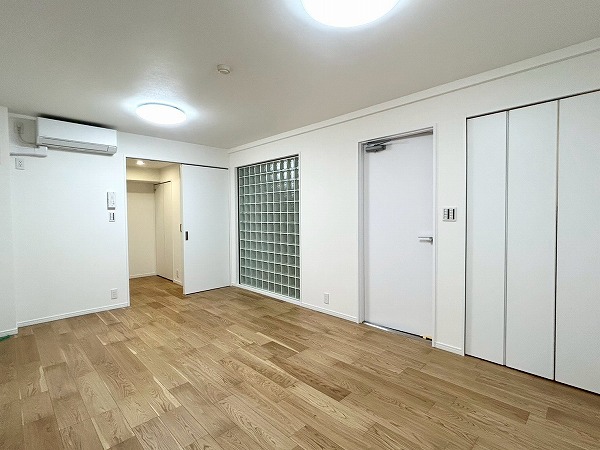 ディアクオーレ中野文園_広々とした地下室の写真