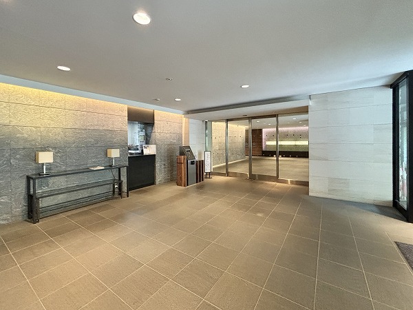 月島ホームズ　エントランス