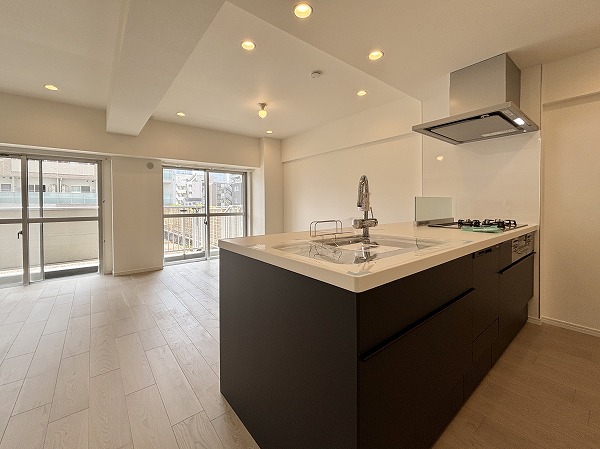 月島ホームズ_リビングダイニングキッチンの写真 