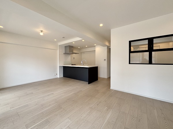 月島ホームズ_お洒落なリビングダイニングキッチンの写真 