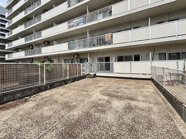 月島ホームズ_南東向きルーフバルコニーの写真2 