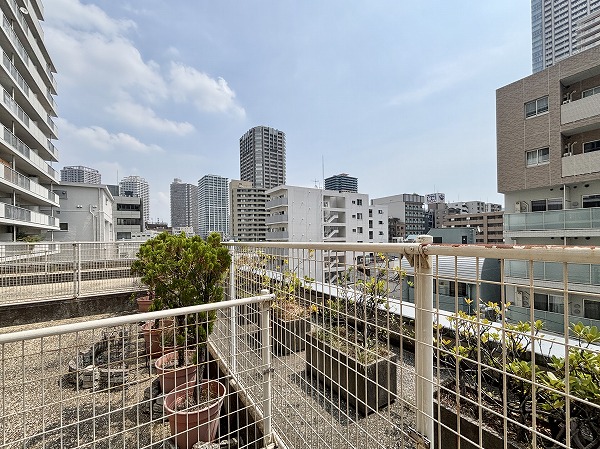 月島ホームズ_東を見た時の眺望の写真 