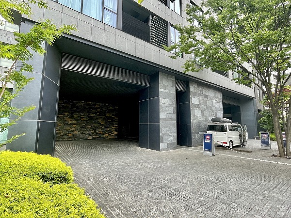 ザ・パークハウス西麻布レジデンス アプローチ