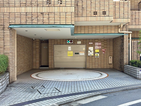 ファミールグラン恵比寿　駐車場