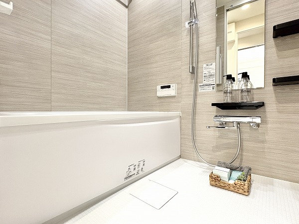 日神パレステージ笹塚第二_お洒落なバスルームの写真