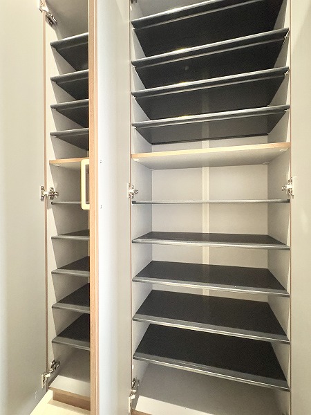 四谷軒第一経堂シティコーポ_シューズクローゼットの写真