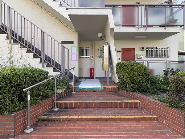 砧グリーンハイム　アプローチ