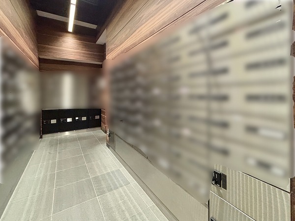 月島ホームズ　宅配ボックス