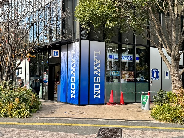ローソン 春日駅前店